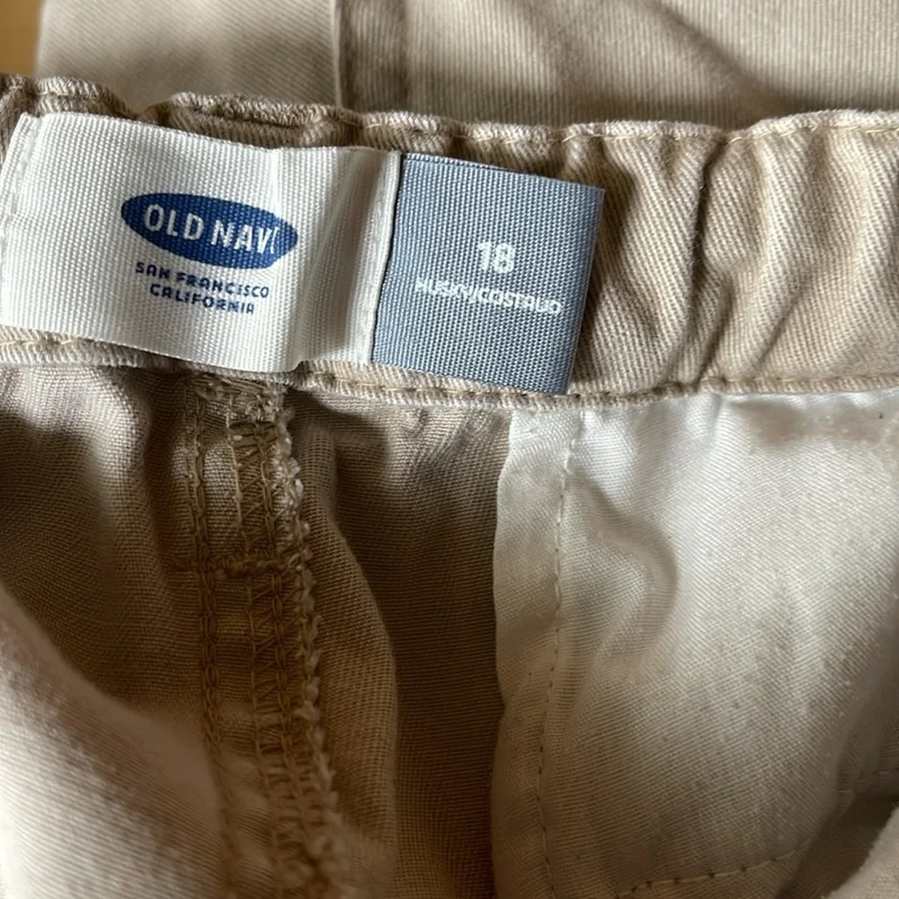 Old Navy Uniform khaki shorts with adjustable waist band. 18 Husky. (3 pairs)